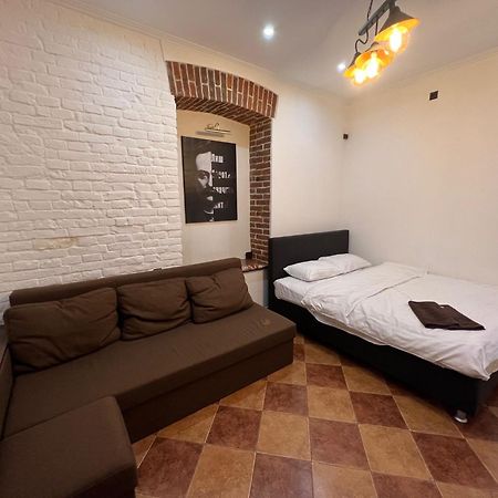 Ukrainian House Апартаменти На Площі Ринок Lviv Luaran gambar