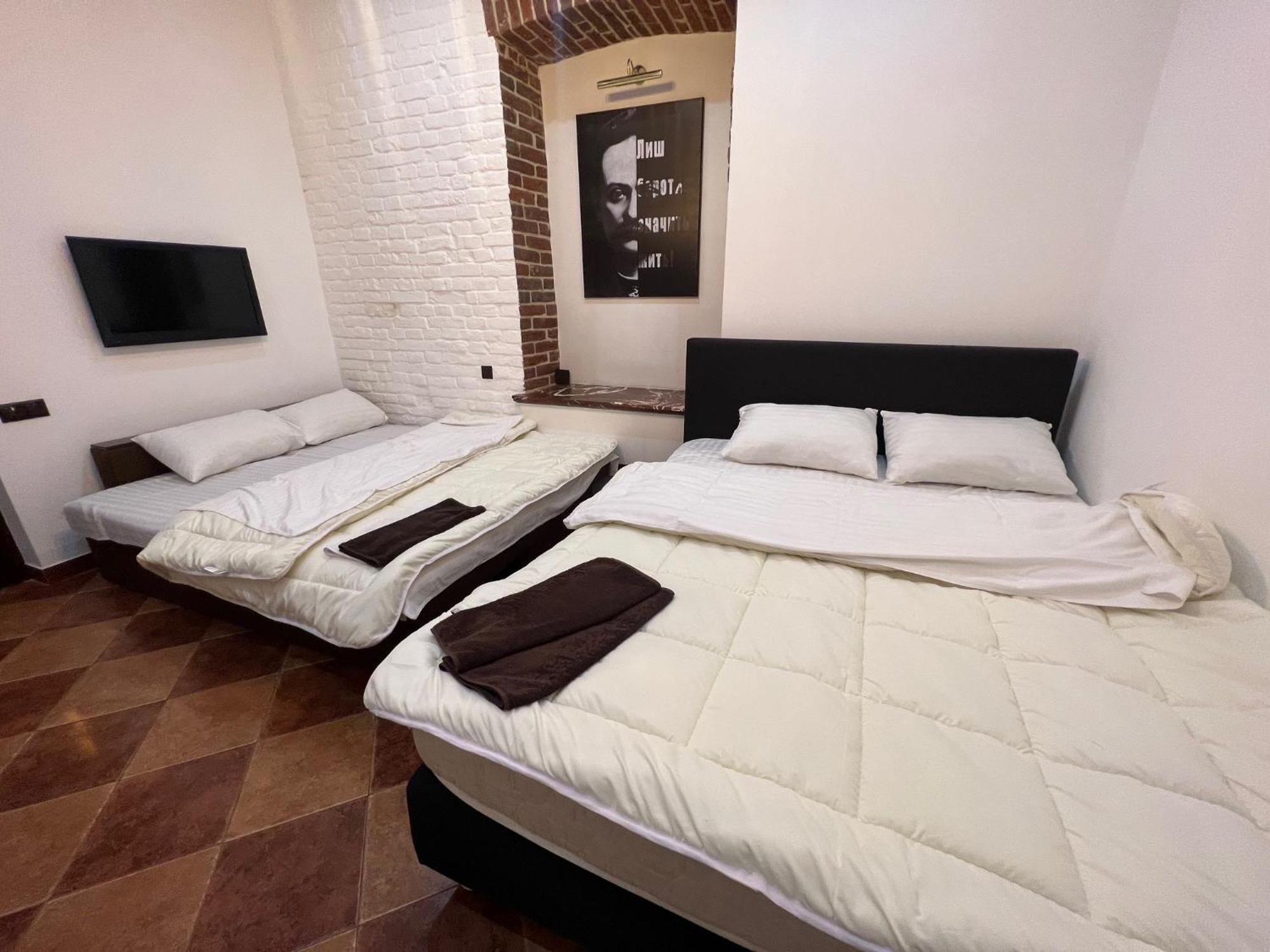 Ukrainian House Апартаменти На Площі Ринок Lviv Luaran gambar